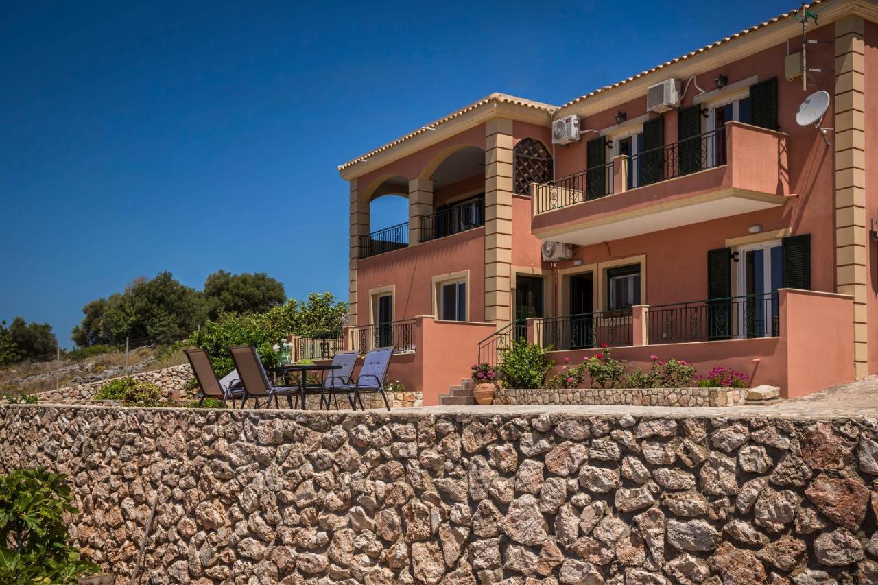 La Casa Di Lena Apartment Аргостолион Стая снимка